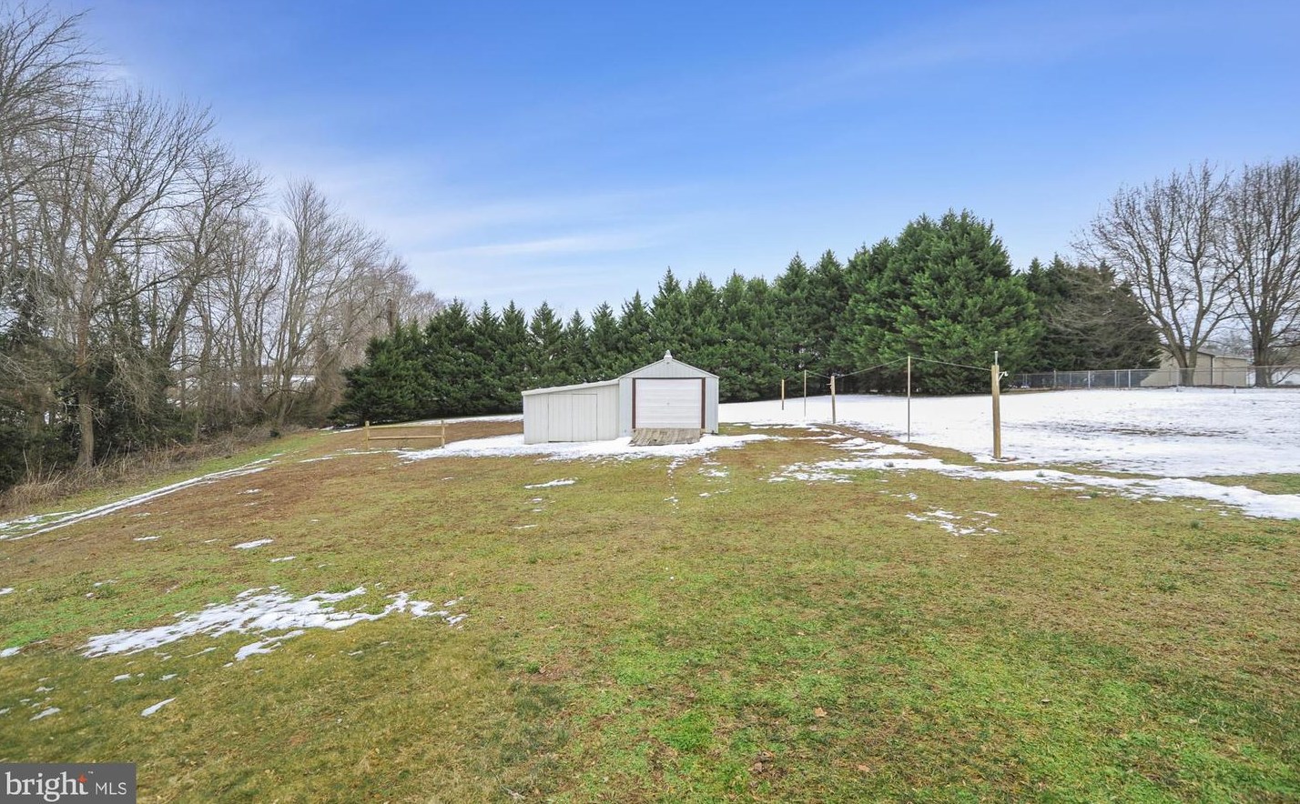953 Fernwood Dr, Harrington DE  19952-6022 exterior