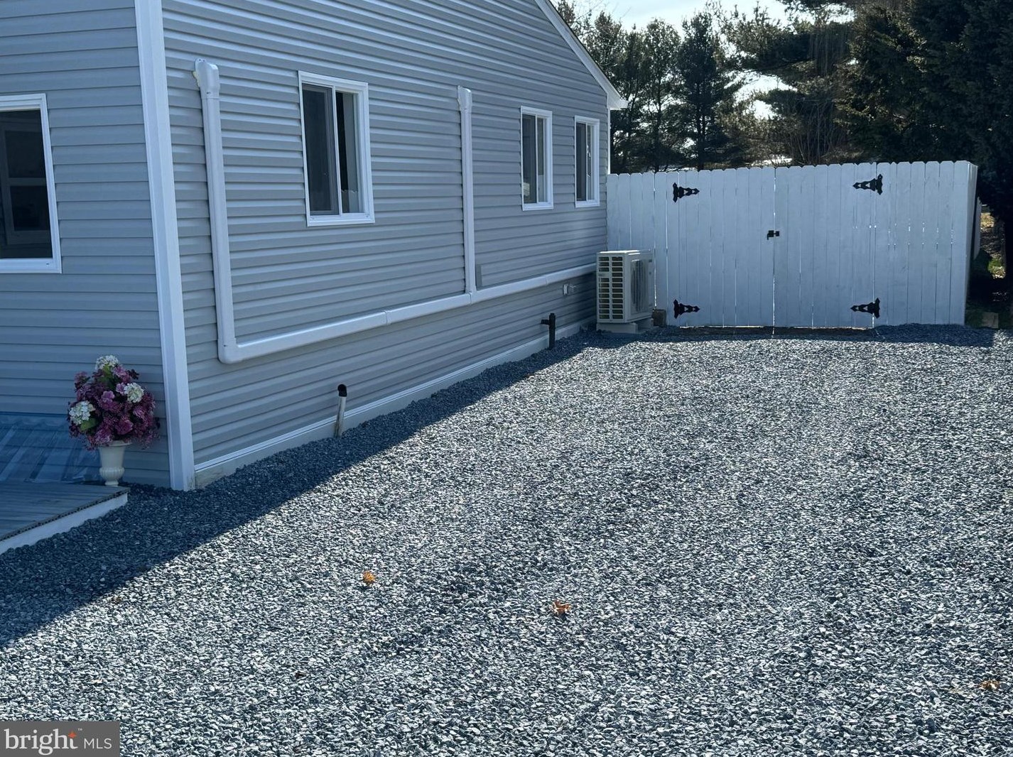 354 2nd St, Dover DE  19901-1702 exterior