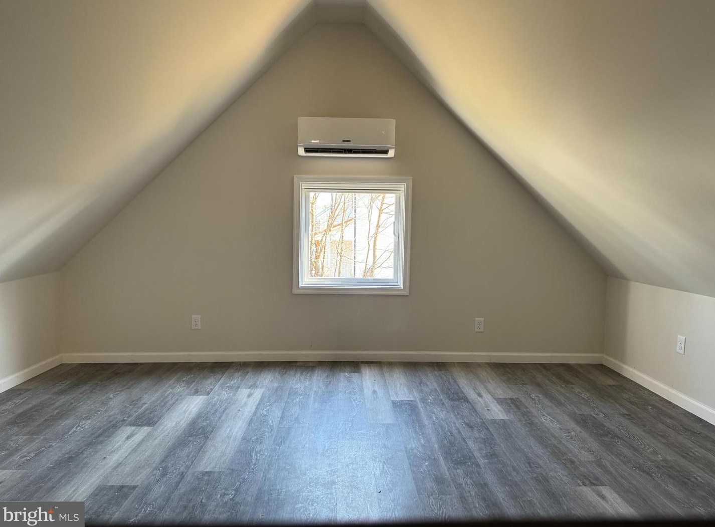 354 2nd St, Dover DE  19901-1702 exterior