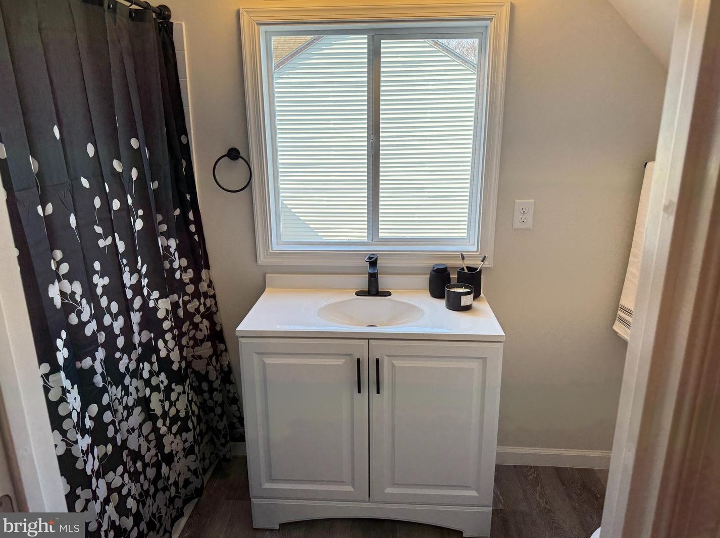 354 2nd St, Dover DE  19901-1702 exterior