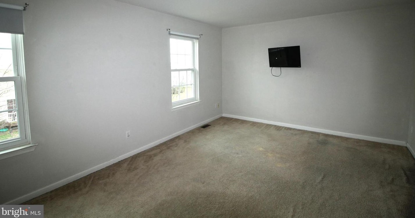 671 Dairy Dr, Smyrna DE  19977-1781 exterior