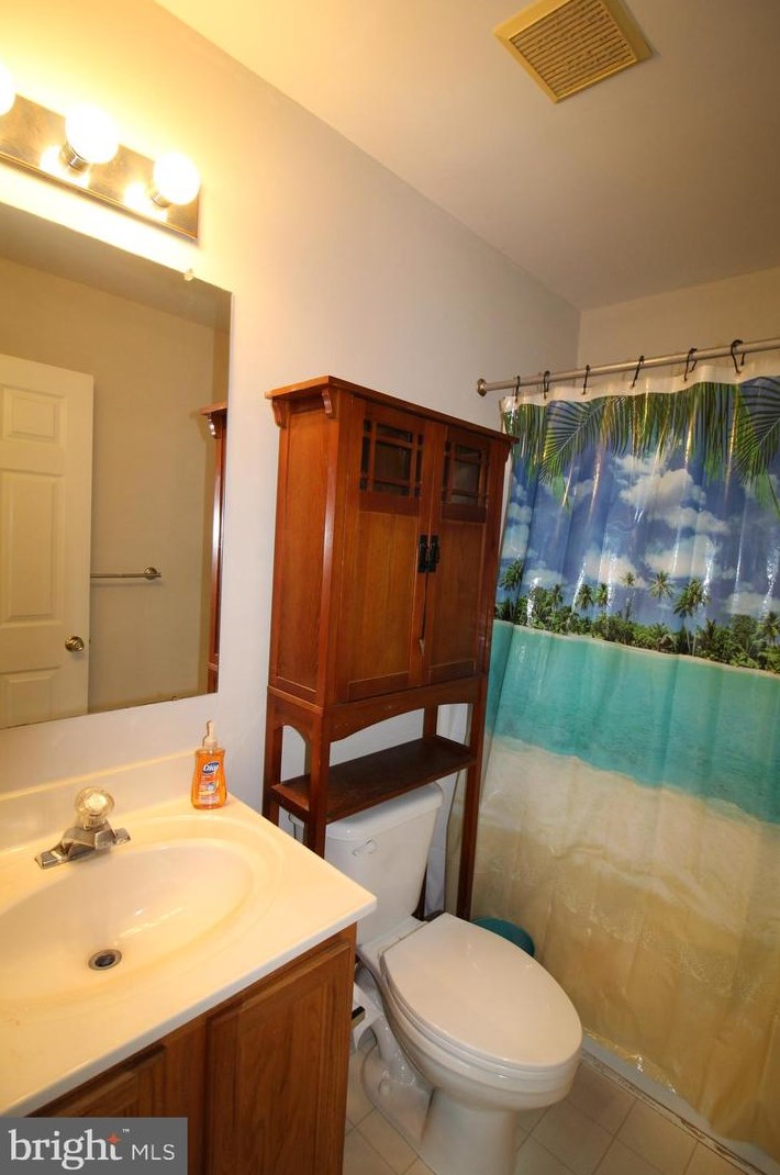 671 Dairy Dr, Smyrna DE  19977-1781 exterior