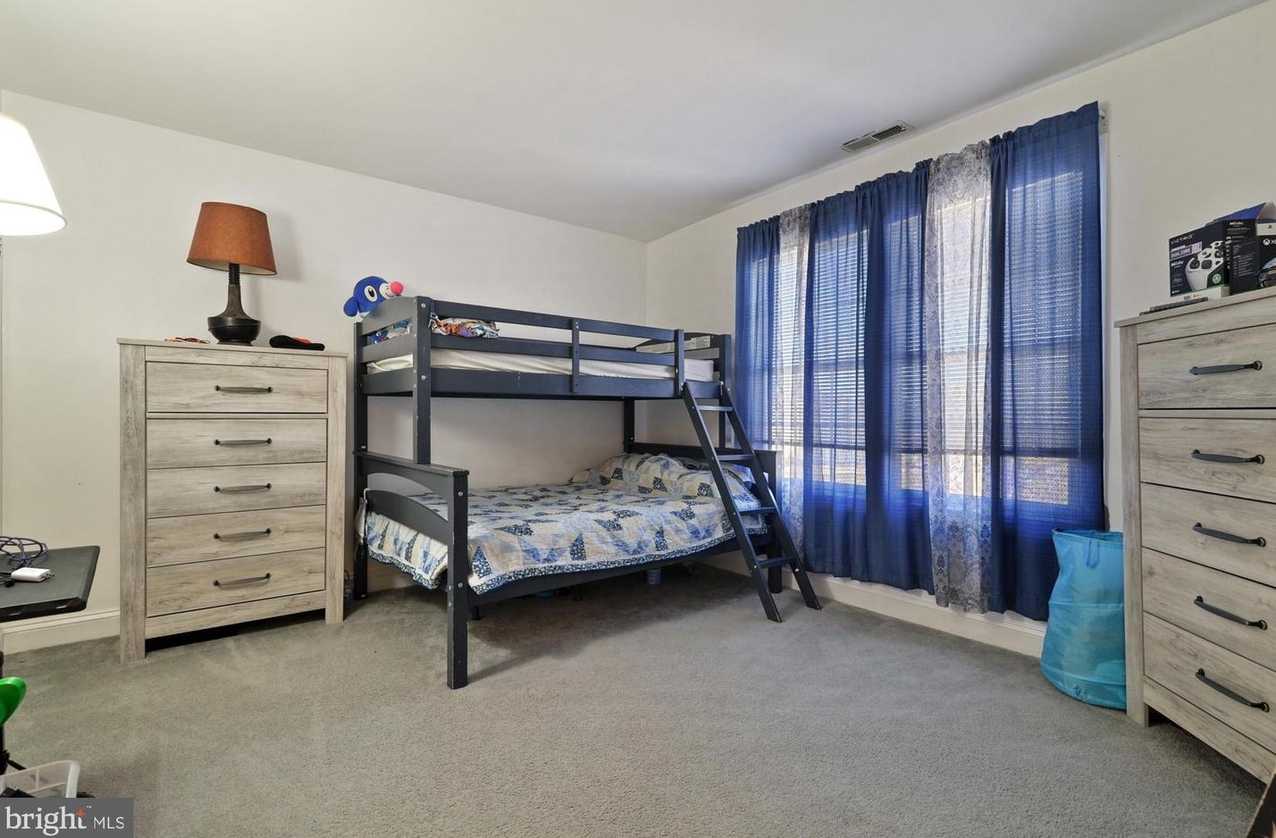 146 Massey Dr, Dover DE  19904-5886 exterior