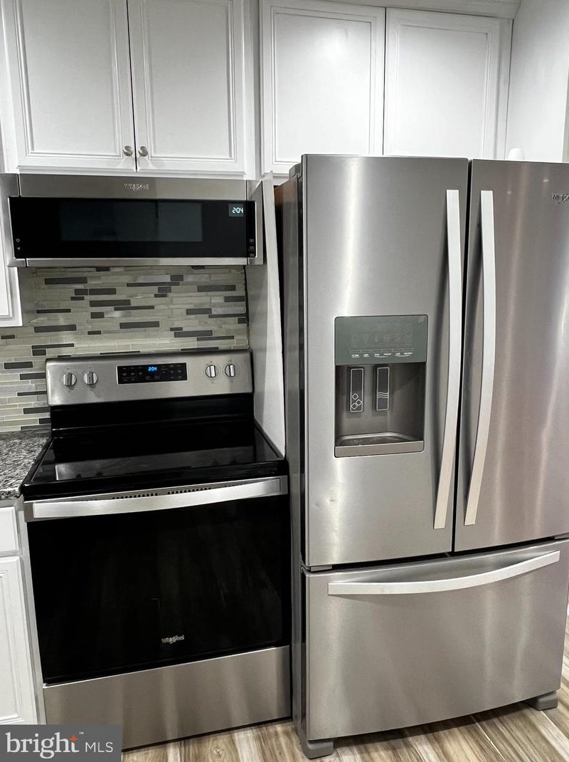 157 President Dr, Dover DE  19901-5263 exterior