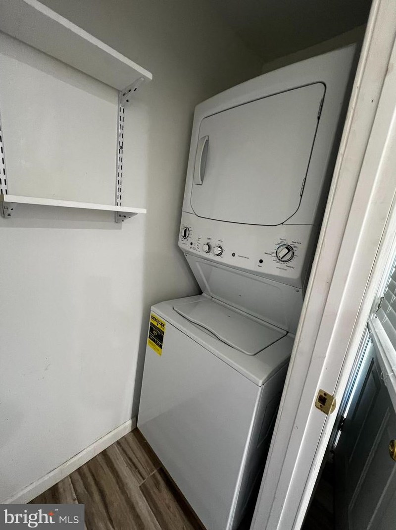 157 President Dr, Dover DE  19901-5263 exterior