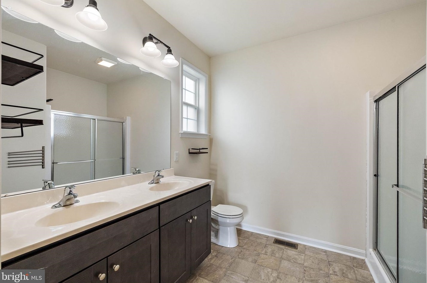 56 Ponds Edge Dr, Felton DE  19943-7216 exterior