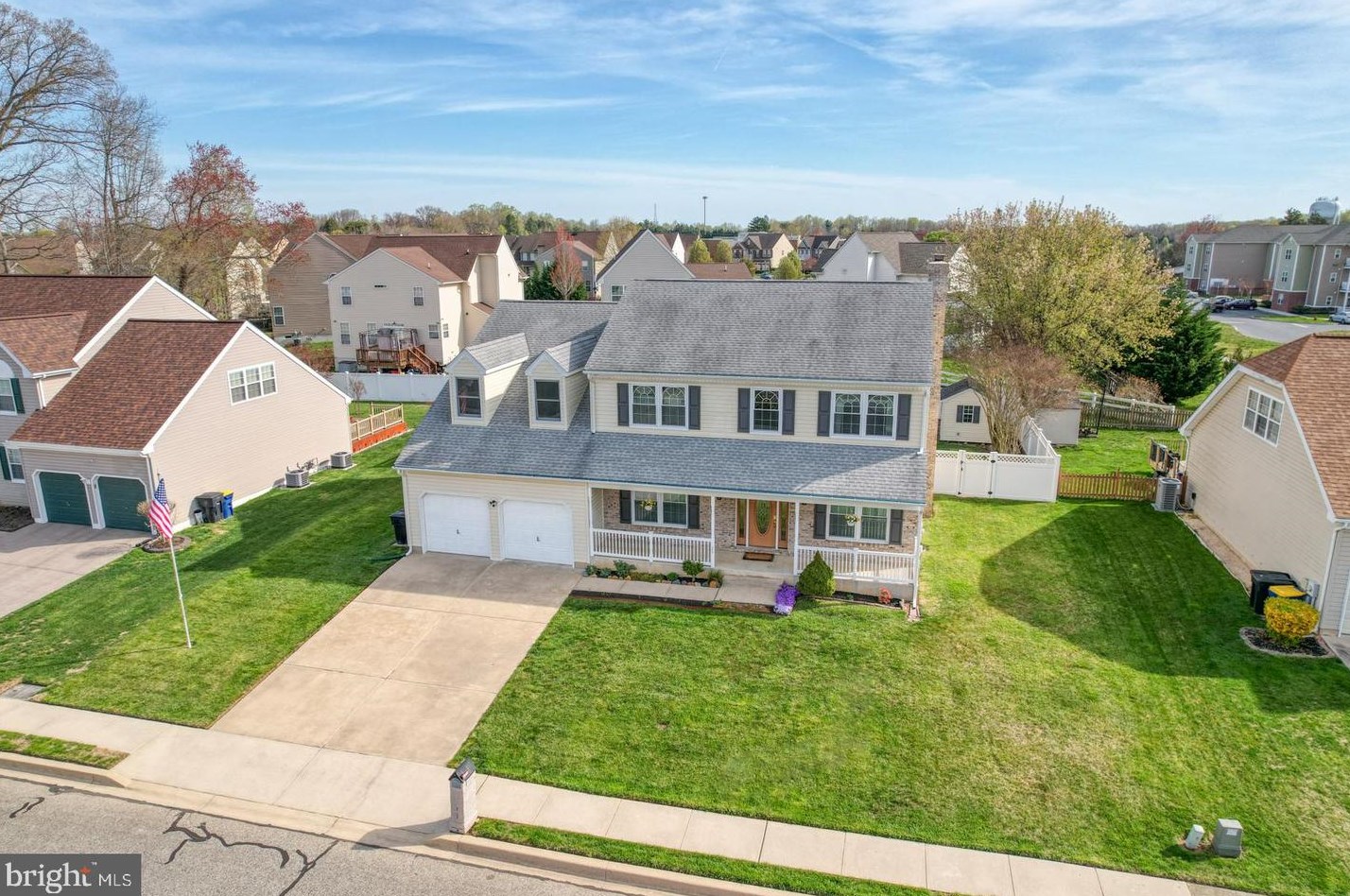23 Pin Oak Dr, Dover DE  19904-2375 exterior