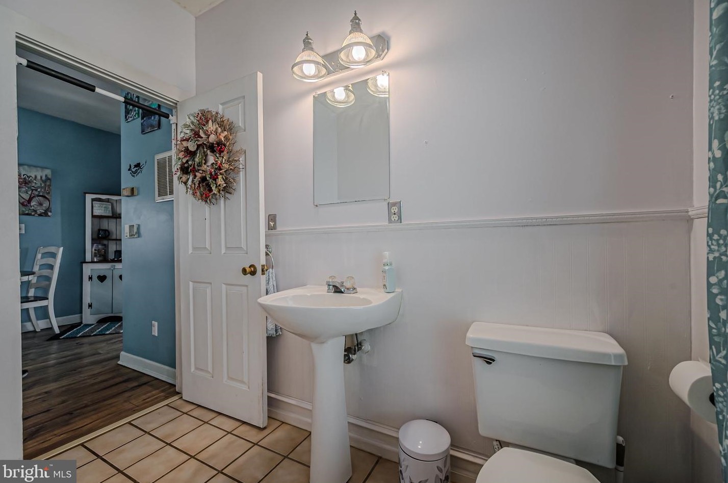 20 Delaware St, Smyrna DE 19977-1464 exterior