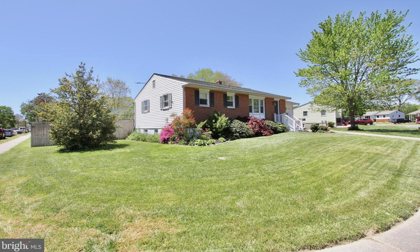 972 Buck Dr, Dover DE  19901-6650 exterior