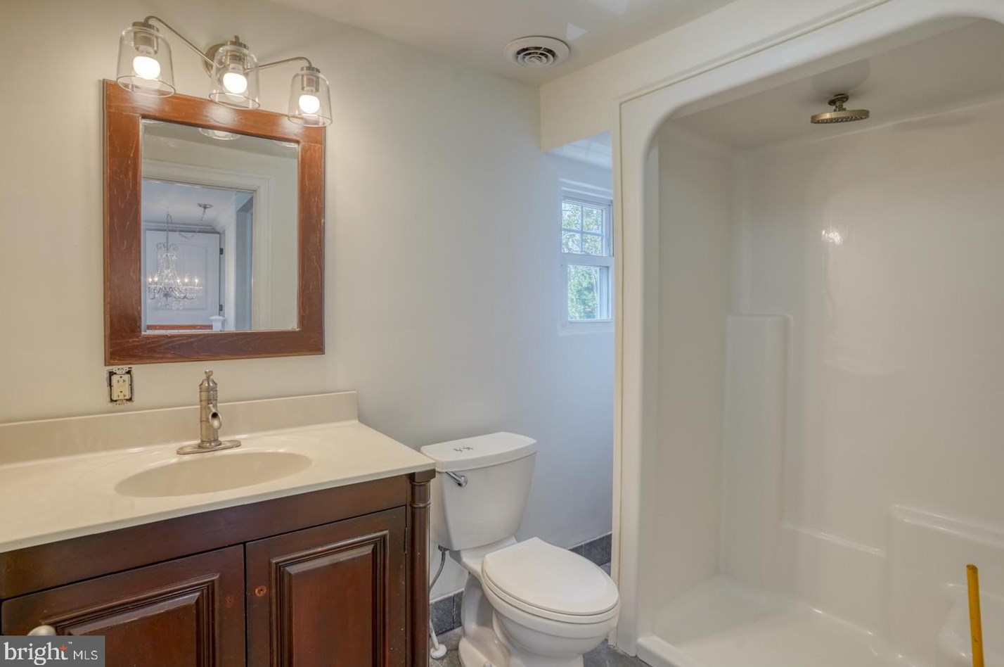 33 Delaware St, Smyrna DE 19977-1356 exterior