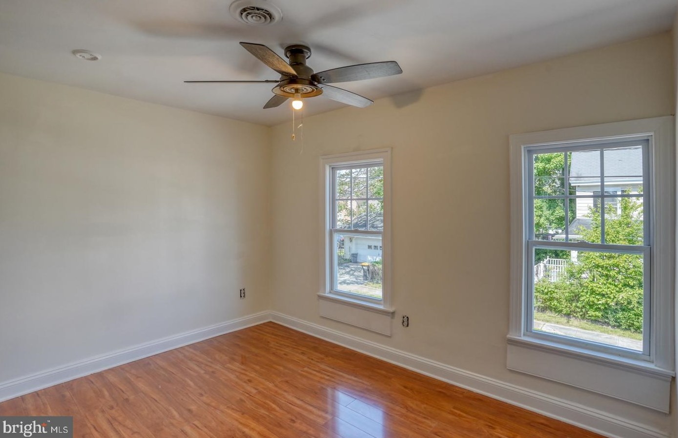 33 Delaware St, Smyrna DE 19977-1356 exterior