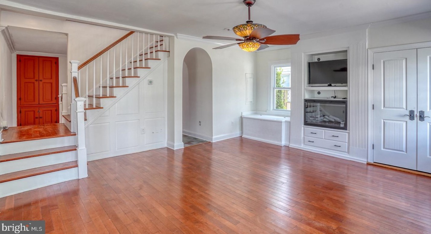 33 Delaware St, Smyrna DE 19977-1356 exterior