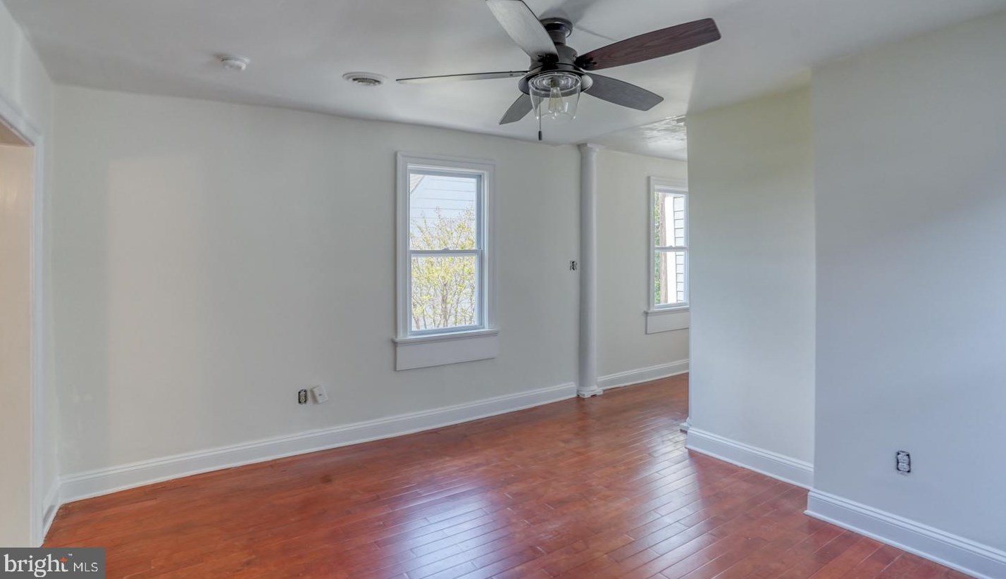 33 Delaware St, Smyrna DE 19977-1356 exterior