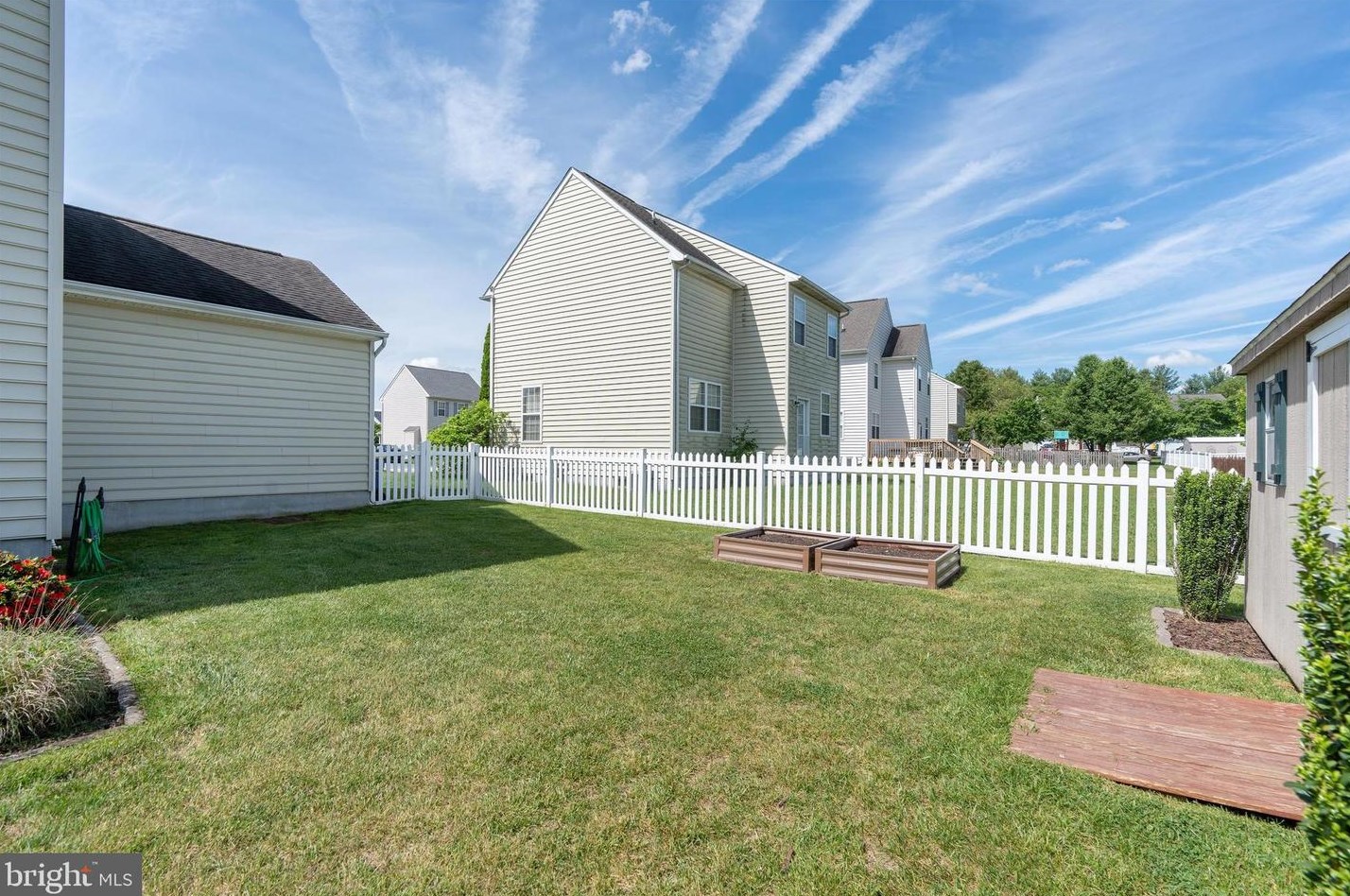 68 White Rabbit Dr, Smyrna DE 19977-3482 exterior