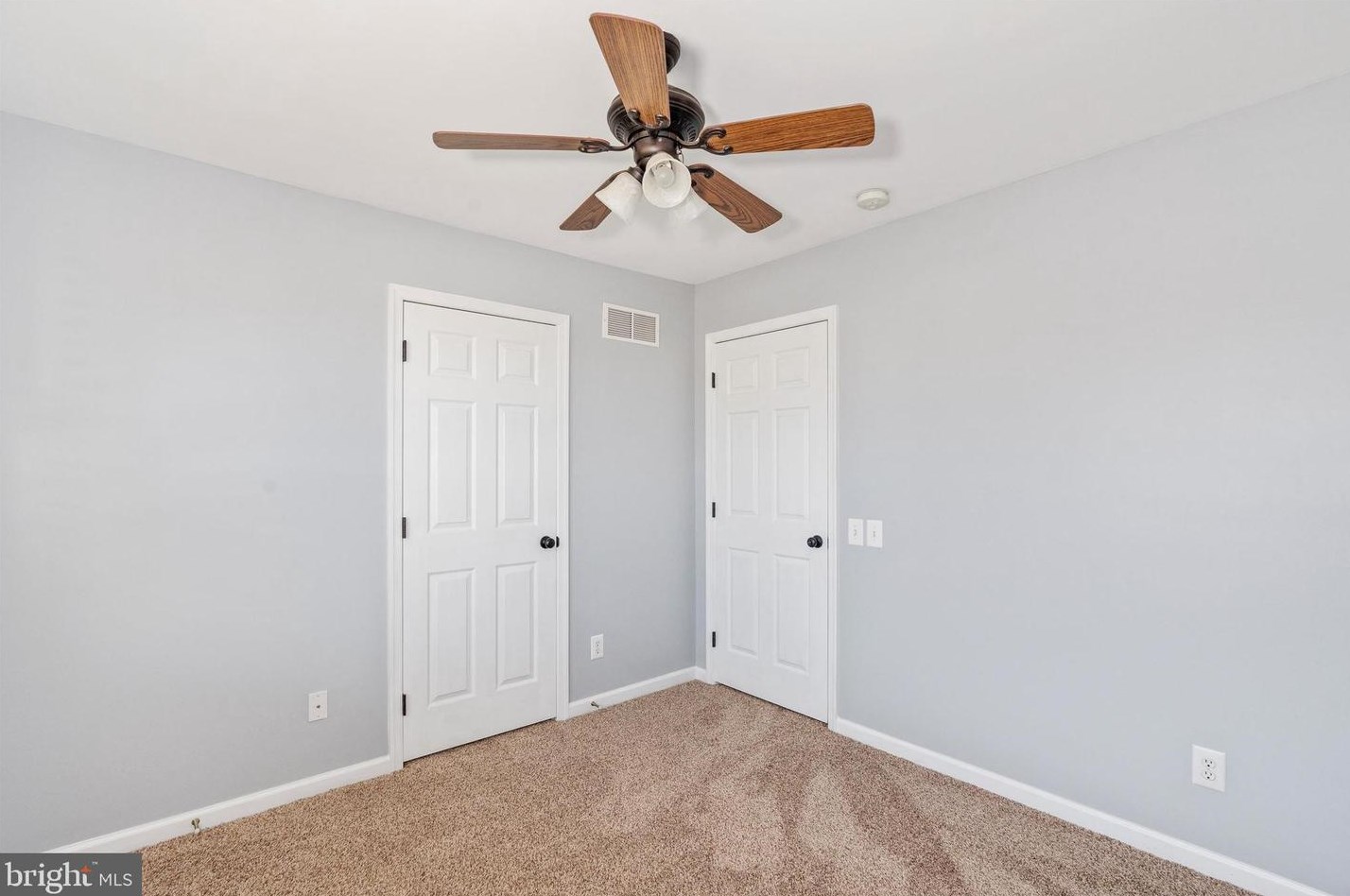 68 White Rabbit Dr, Smyrna DE 19977-3482 exterior