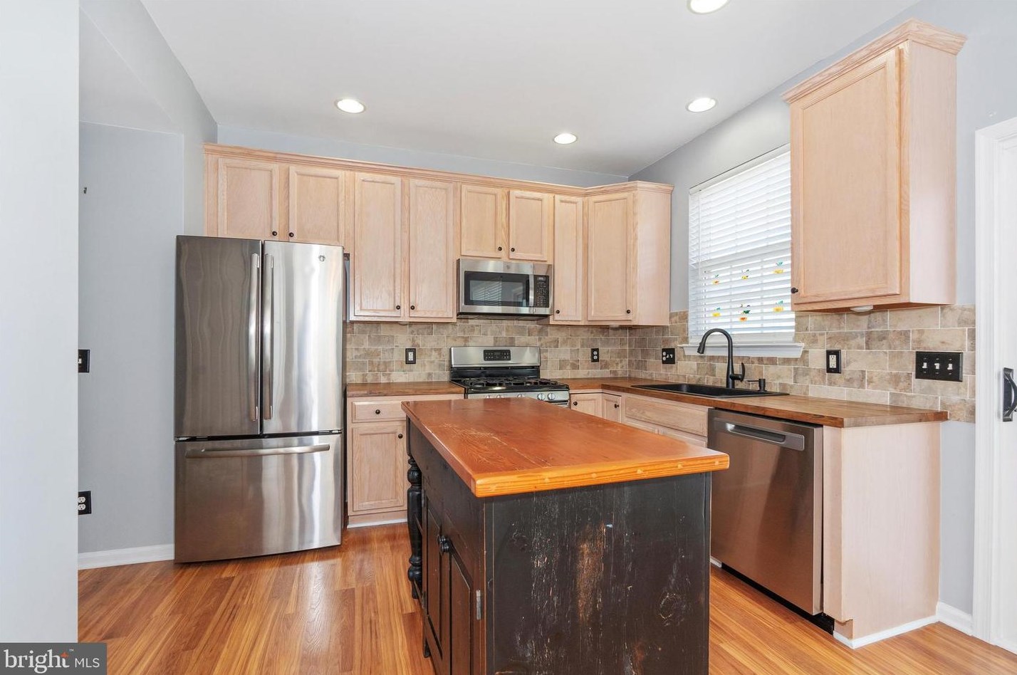 68 White Rabbit Dr, Smyrna DE 19977-3482 exterior