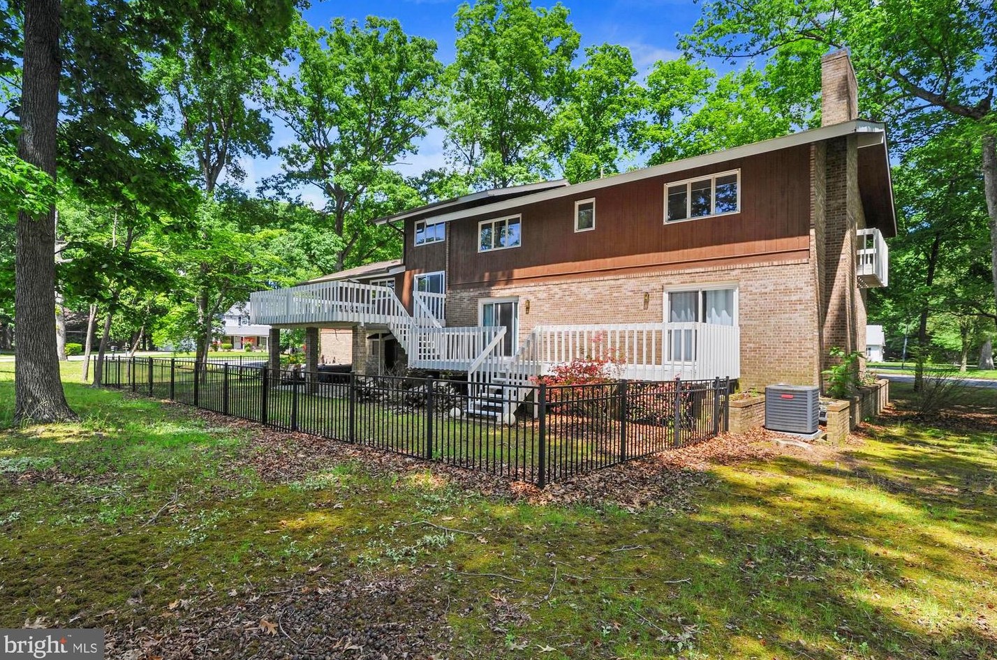 6 Winged Foot Rd, Dover DE  19904-2351 exterior