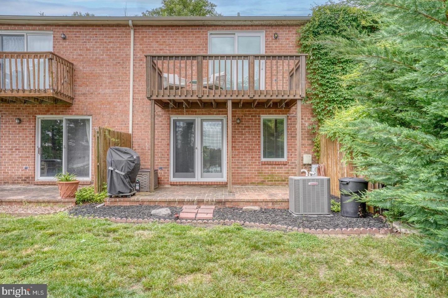 971 Silver Lake Blvd, Dover DE  19904-2411 exterior