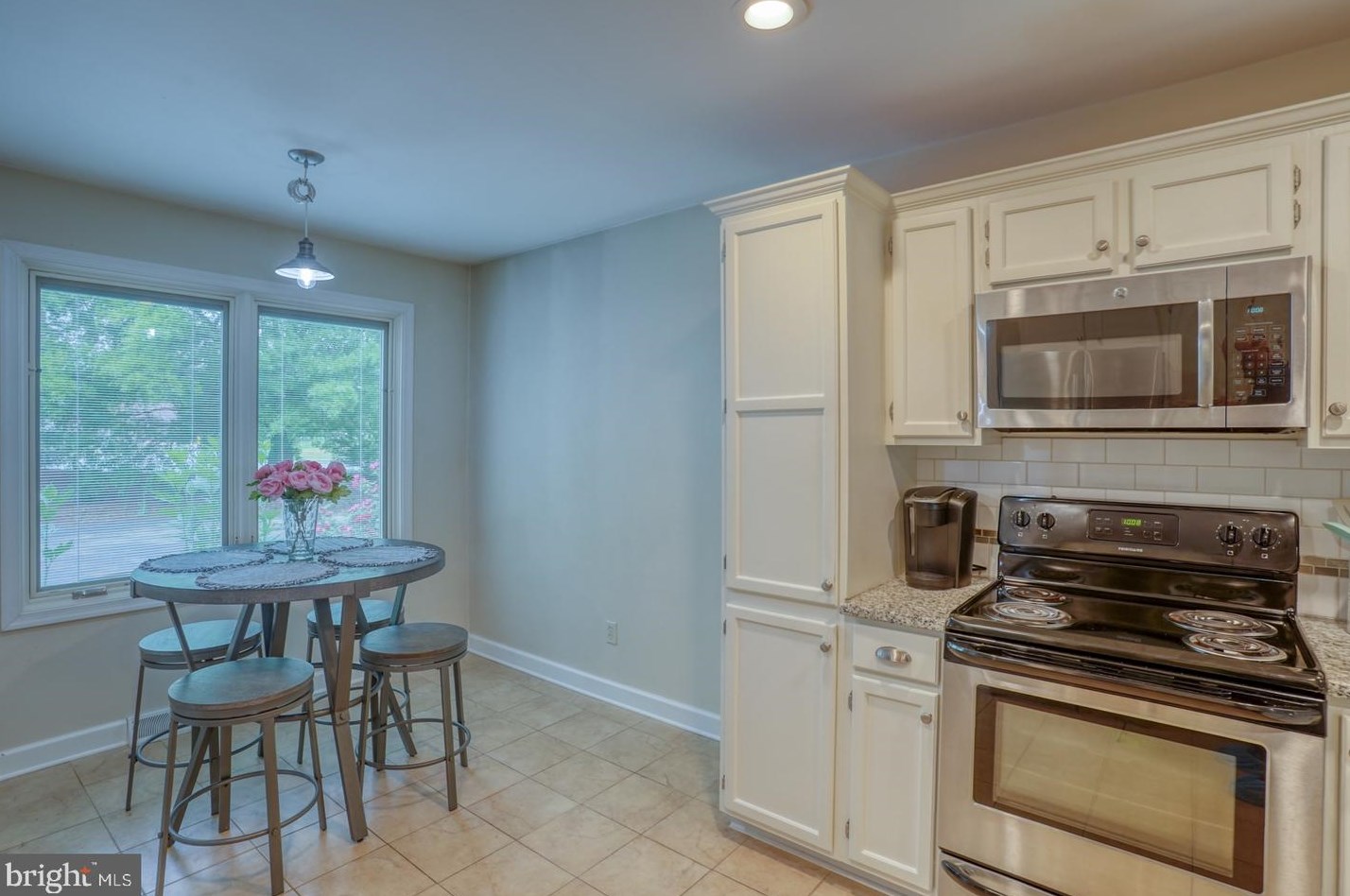 971 Silver Lake Blvd, Dover DE  19904-2411 exterior