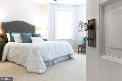 1503 Hancock Street - Photo 1