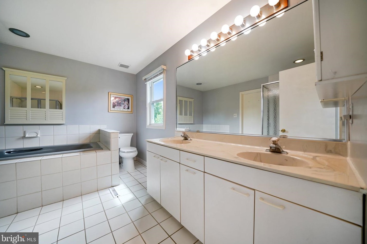 158 Ramunno Cir, Hockessin DE 19707-2065 exterior