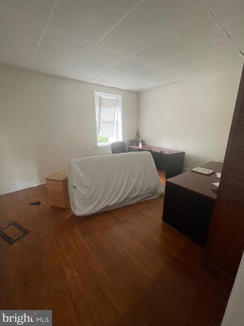 11 Main St, Newark DE 19711-7348 exterior