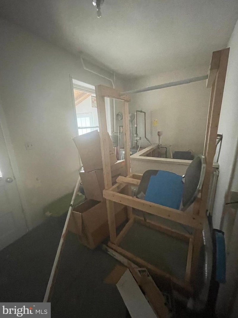 11 Main St, Newark DE 19711-7348 exterior