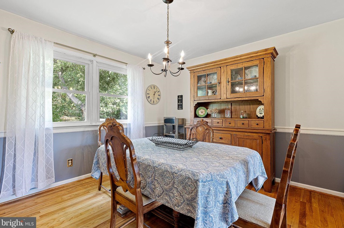 33 Decker Dr, Newark DE 19711-3843 exterior