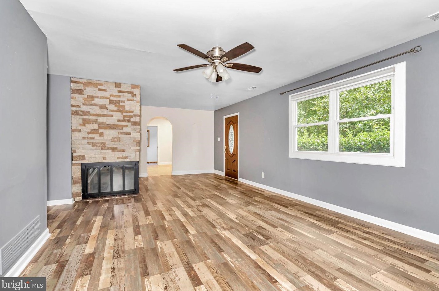 76 Kenmar Dr, Newark DE 19713-2423 exterior