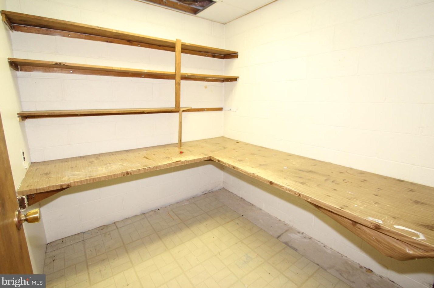 105 Chadd Rd, Newark DE 19711-5970 exterior