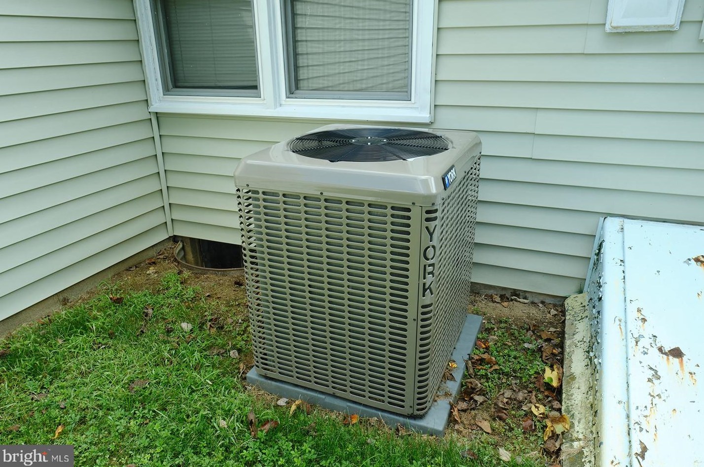 559 Salem Church Rd, Newark DE 19702-2726 exterior