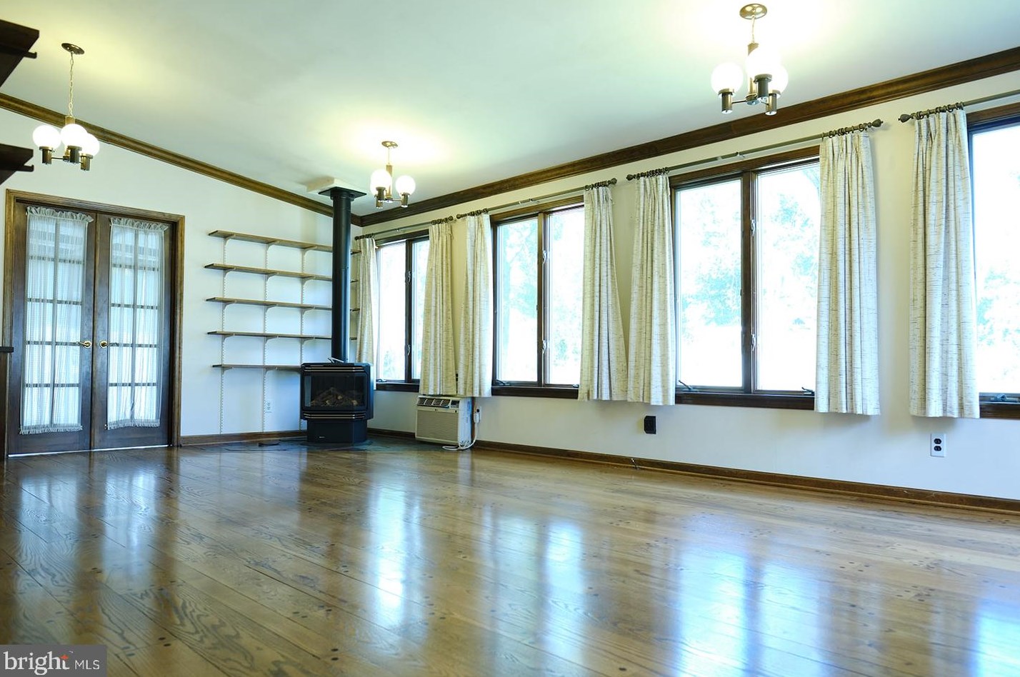 559 Salem Church Rd, Newark DE 19702-2726 exterior