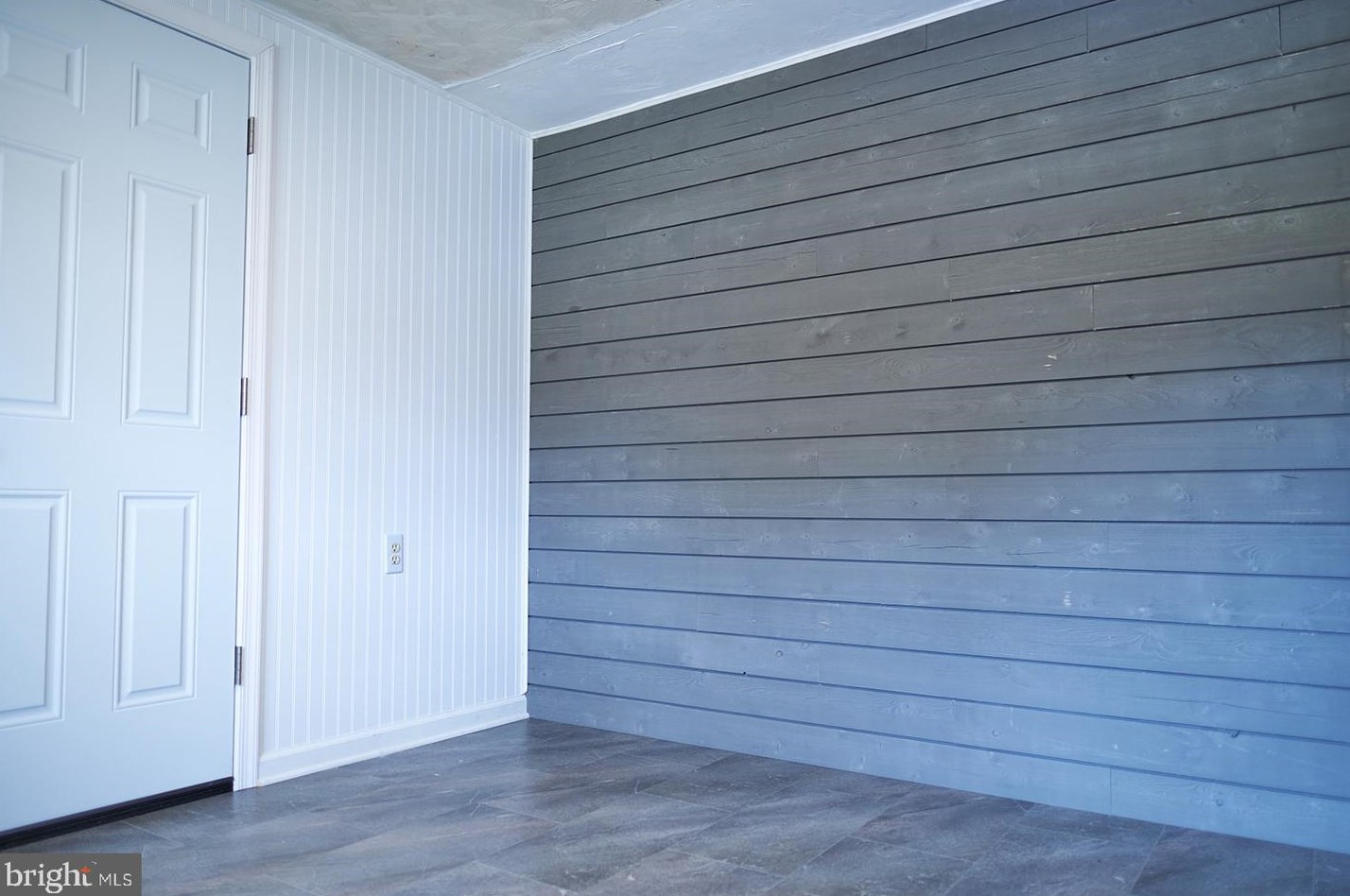 559 Salem Church Rd, Newark DE 19702-2726 exterior