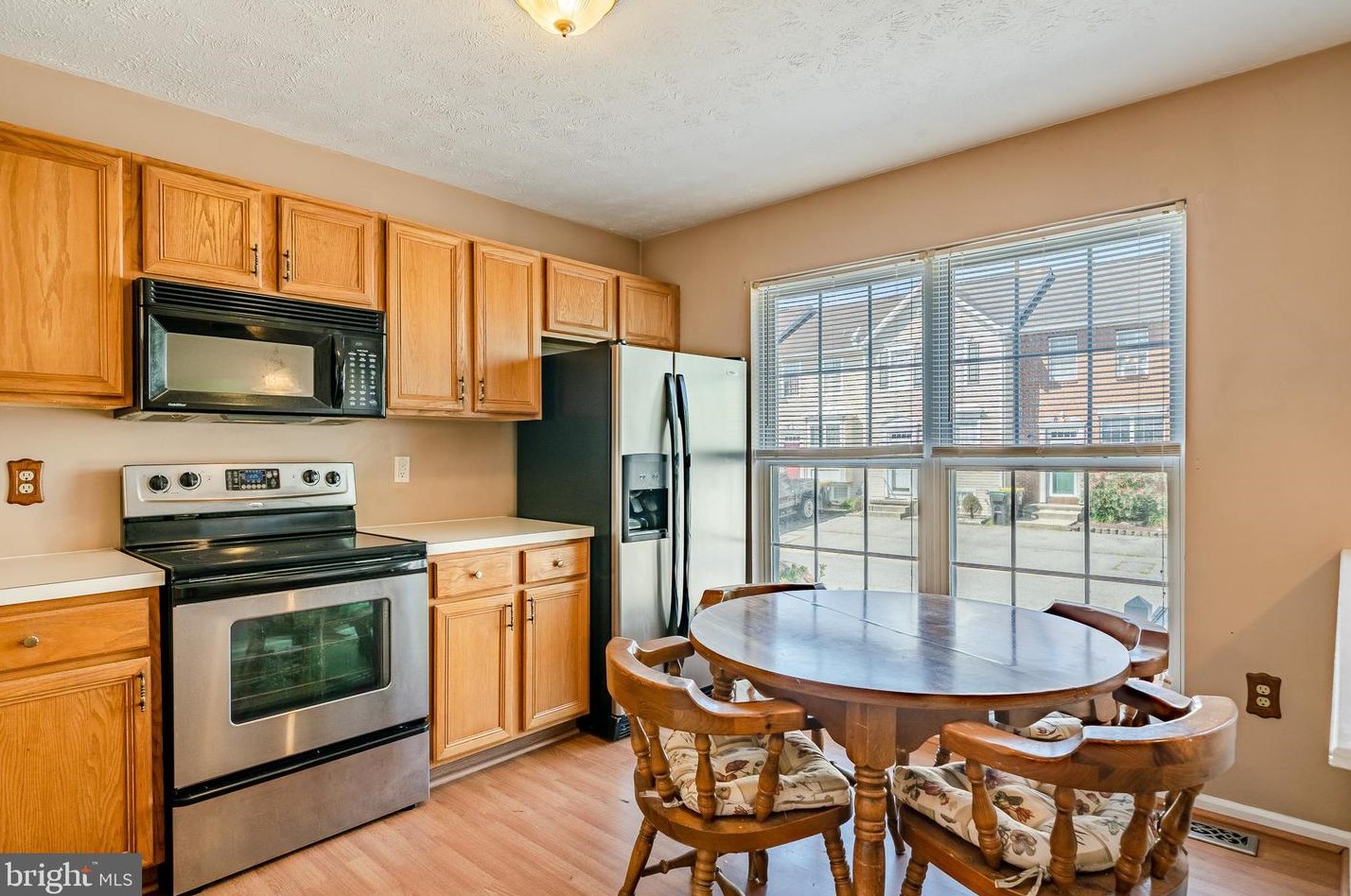 325 Palmerston Ct, Newark DE 19702-5238 exterior