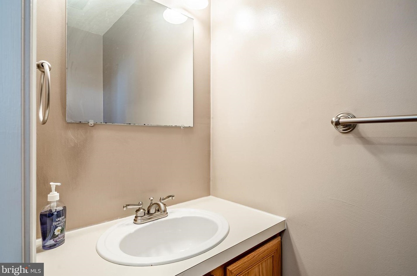 325 Palmerston Ct, Newark DE 19702-5238 exterior