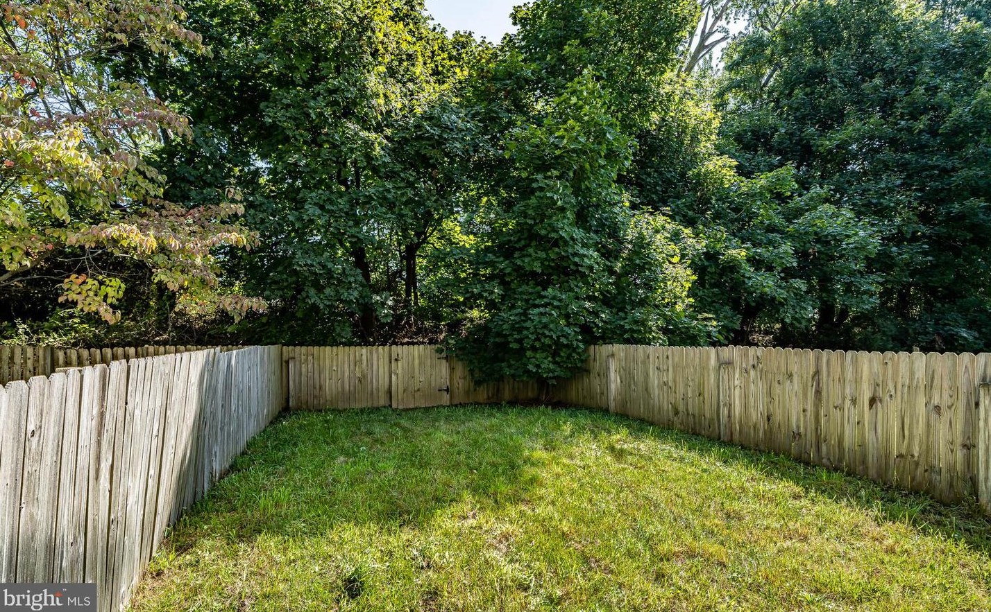 325 Palmerston Ct, Newark DE 19702-5238 exterior