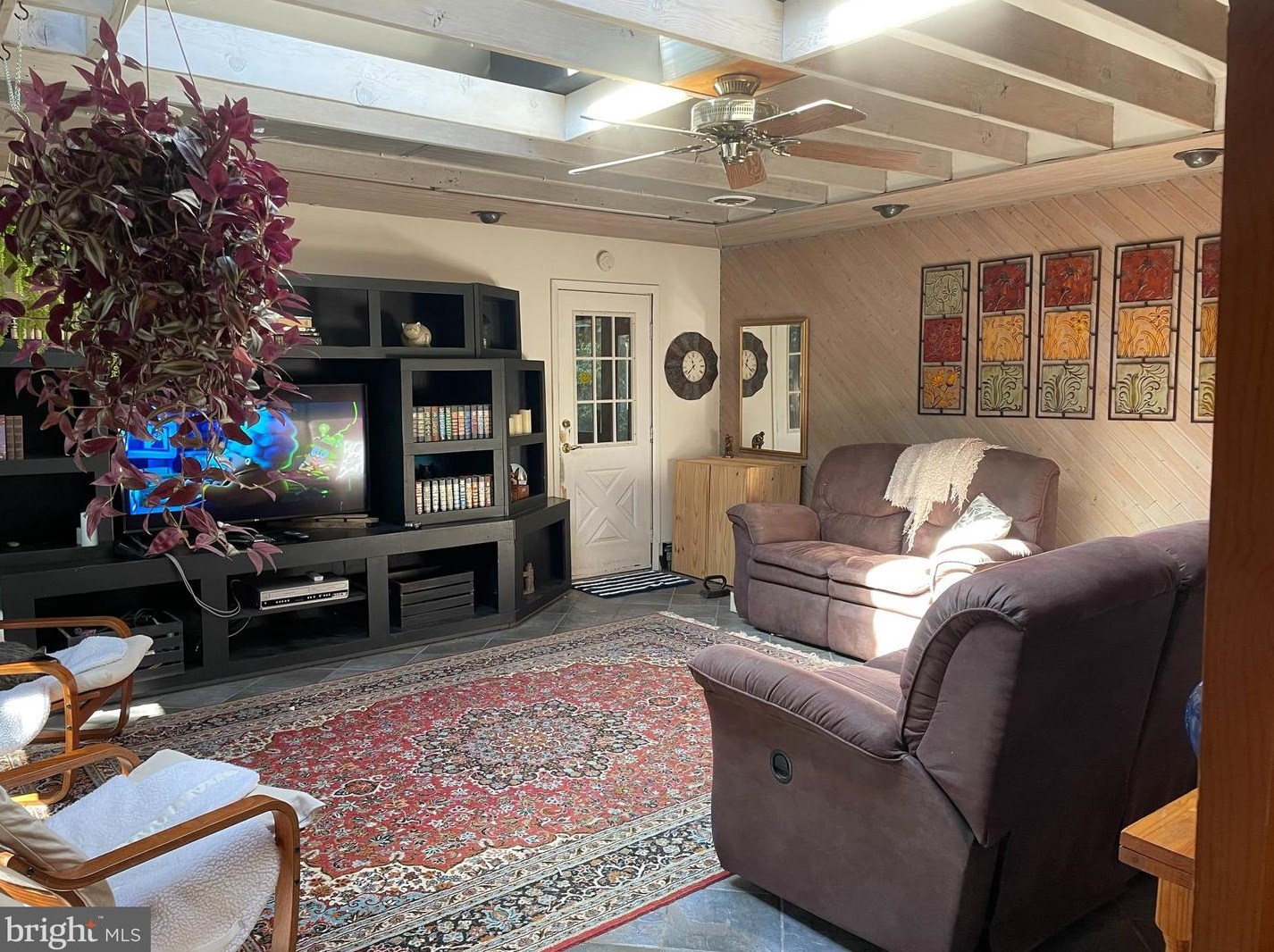 4 Korda Dr, Newark DE 19713-3710 exterior