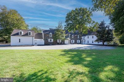 101 Windward Road - Photo 1