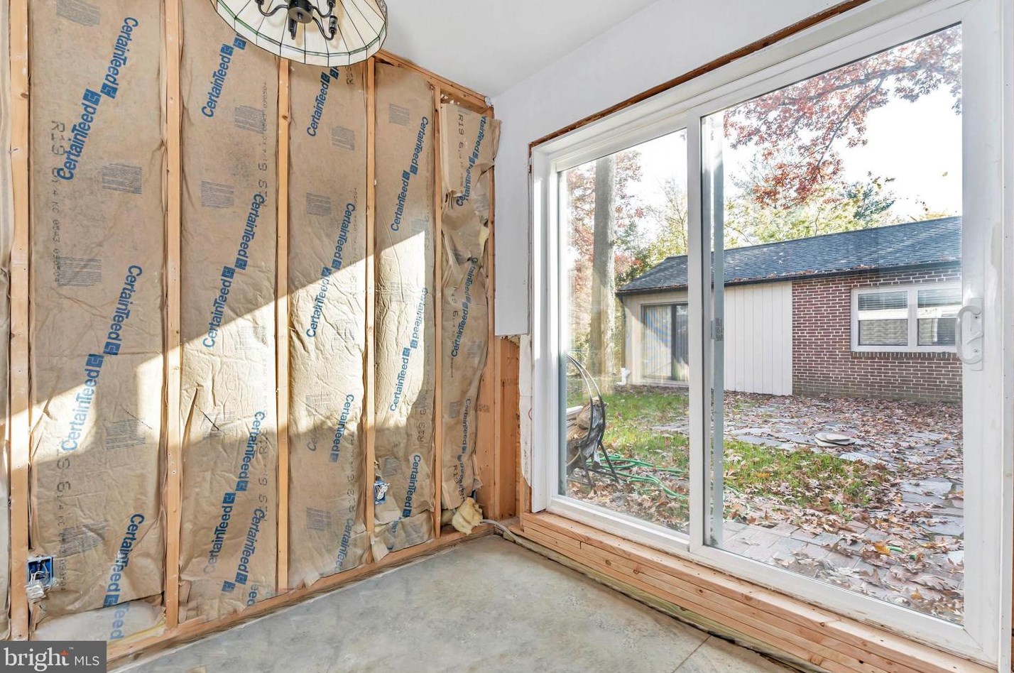 113 Briar Ln, Newark DE  19711-3103 exterior