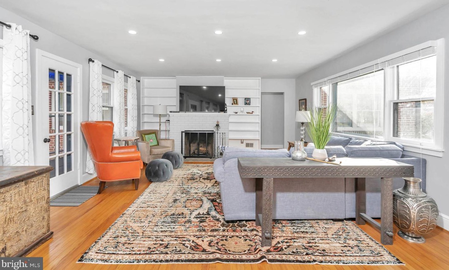 113 Briar Ln, Newark DE  19711-3103 exterior