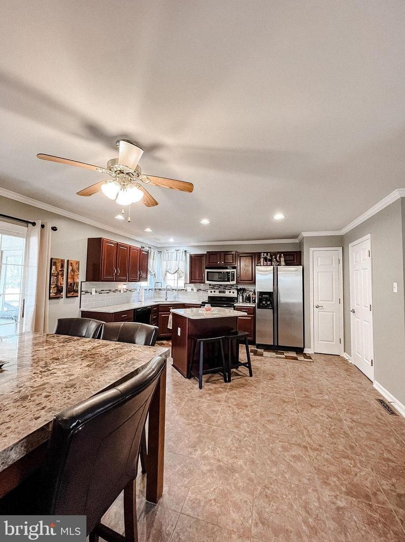 610 Dove Nest Ct, Middletown DE  19709-3036 exterior