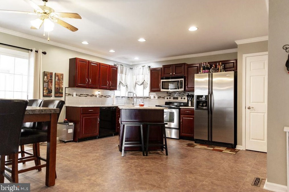 610 Dove Nest Ct, Middletown DE  19709-3036 exterior