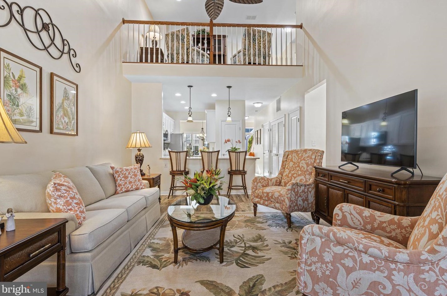 218 Anita Ct, Newark DE  19702-4320 exterior