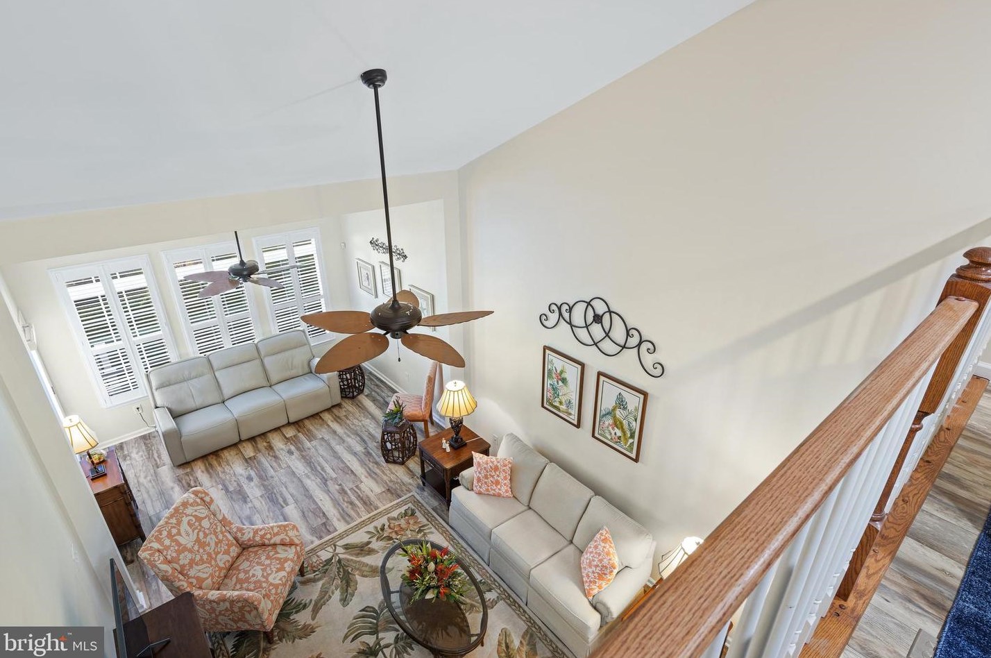 218 Anita Ct, Newark DE  19702-4320 exterior