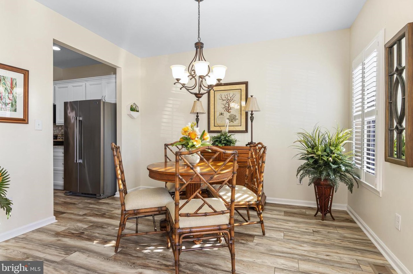 218 Anita Ct, Newark DE  19702-4320 exterior