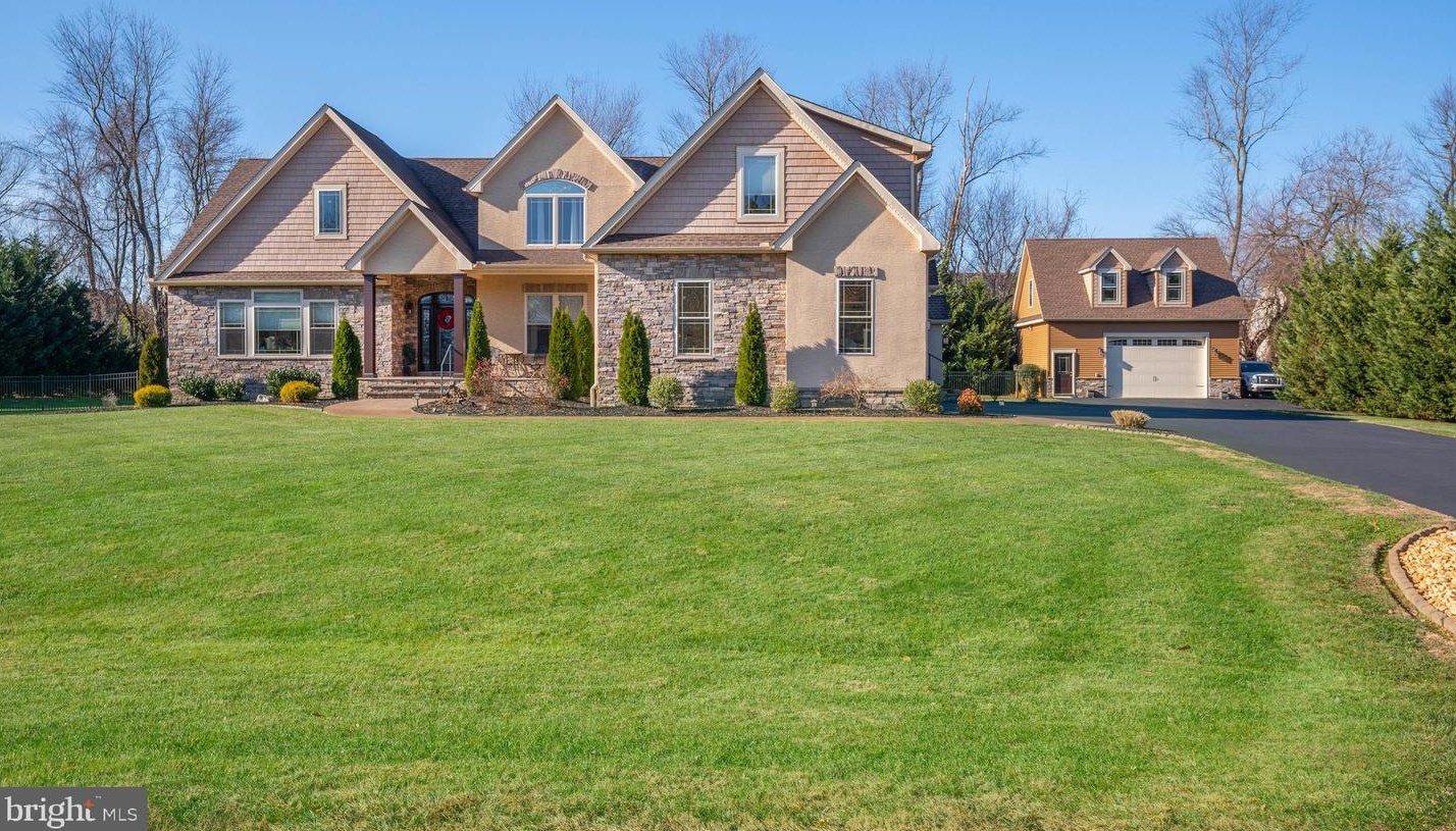 231 Milford Dr, Middletown DE  19709-9419 exterior