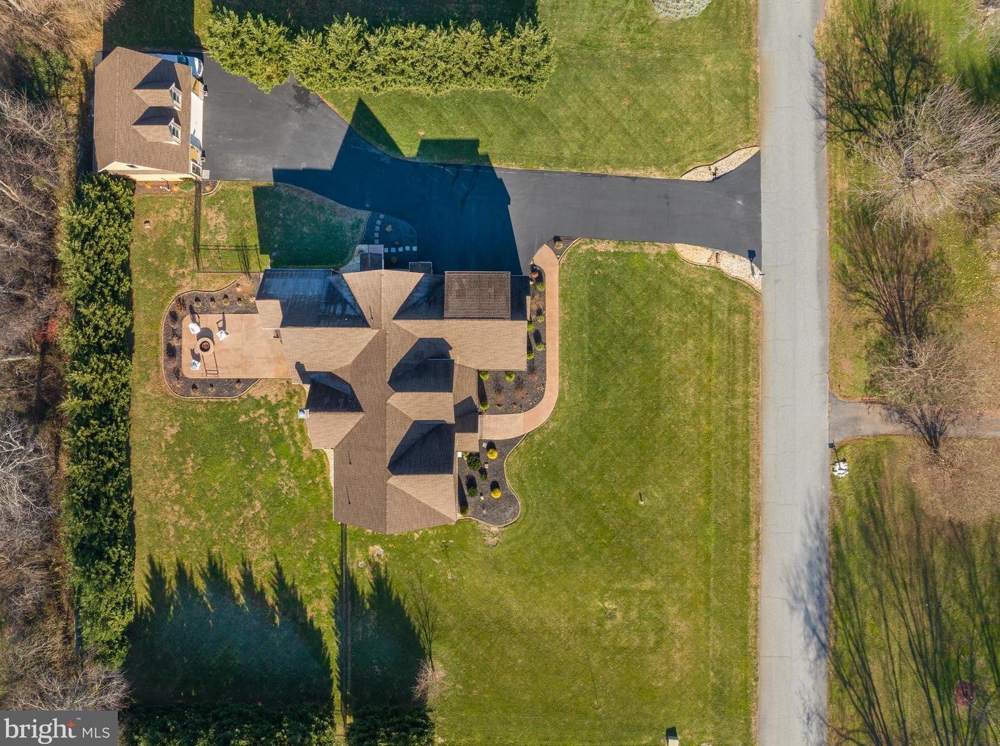 231 Milford Dr, Middletown DE  19709-9419 exterior