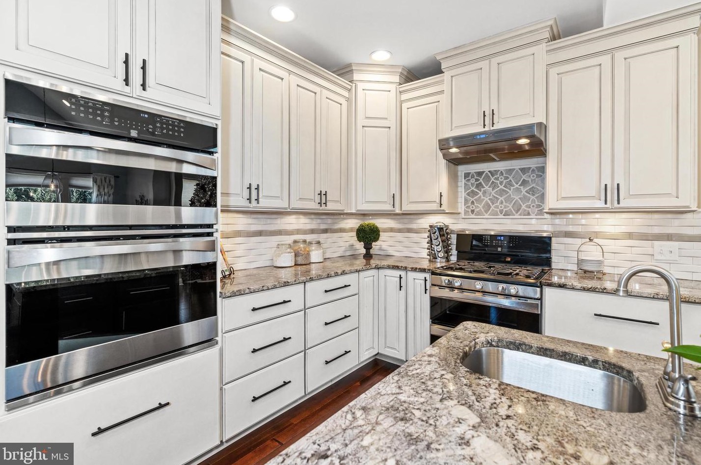 231 Milford Dr, Middletown DE  19709-9419 exterior