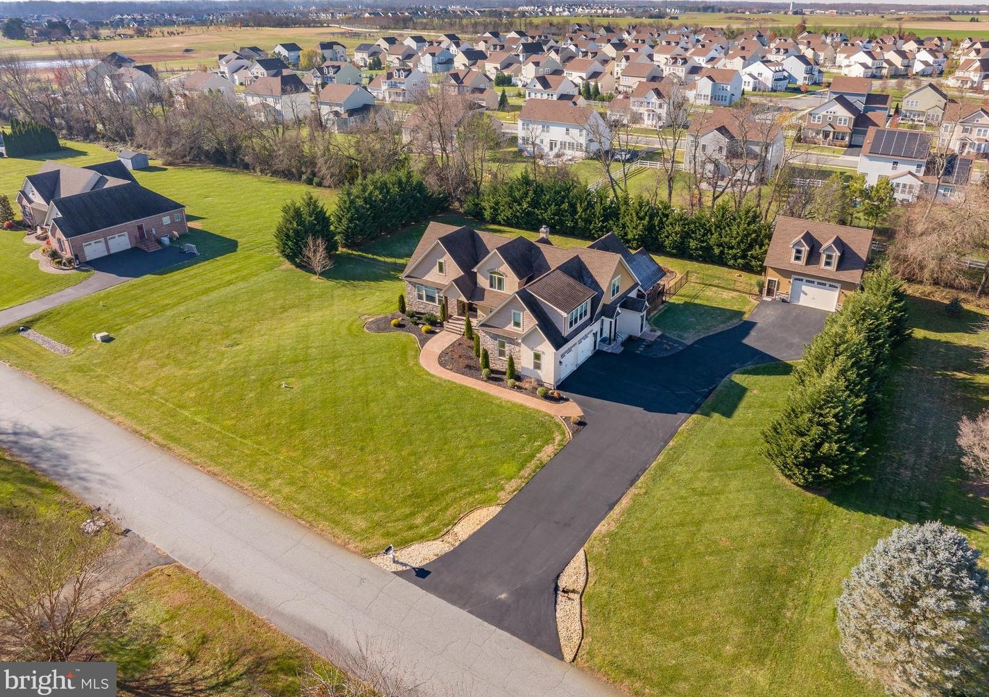 231 Milford Dr, Middletown DE  19709-9419 exterior