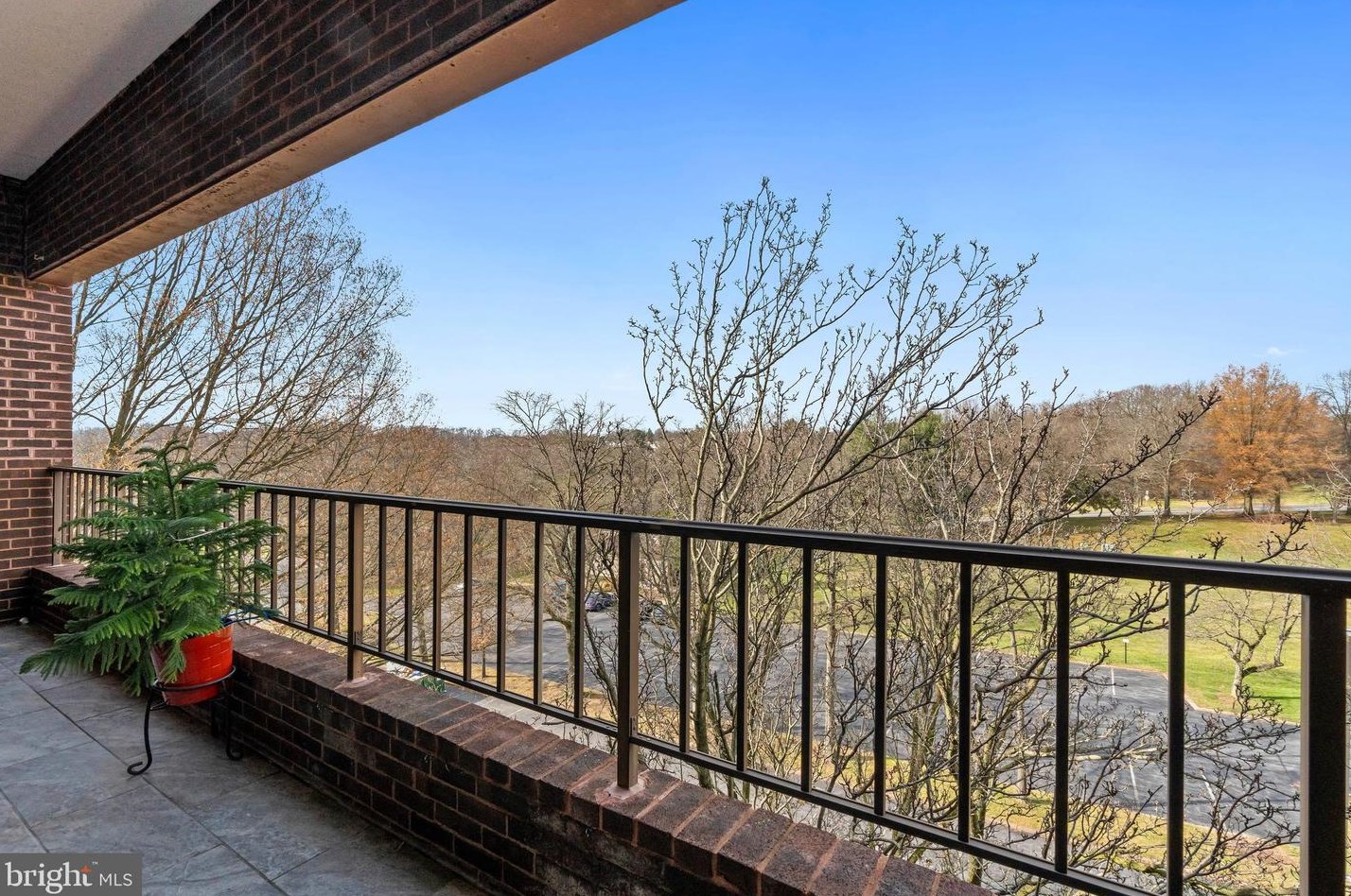 614 Loveville Rd, Hockessin DE  19707-1621 exterior